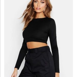 Black long sleeve ribbed crop top